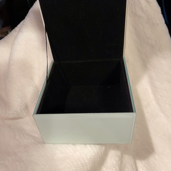 Glass Jewelry Box - Picture 6 of 8